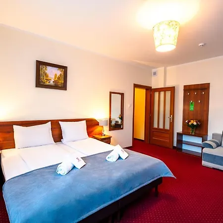 Kasztelan Hotel 3*